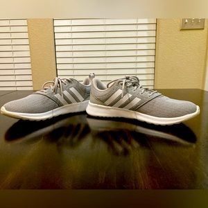 🏃‍♀️ Adidas Sneakers 🏃‍♀️